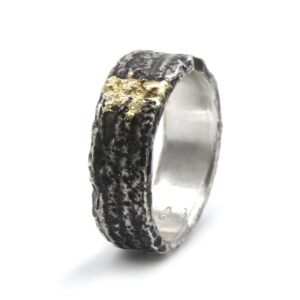 DARK MELTED GOLD ring