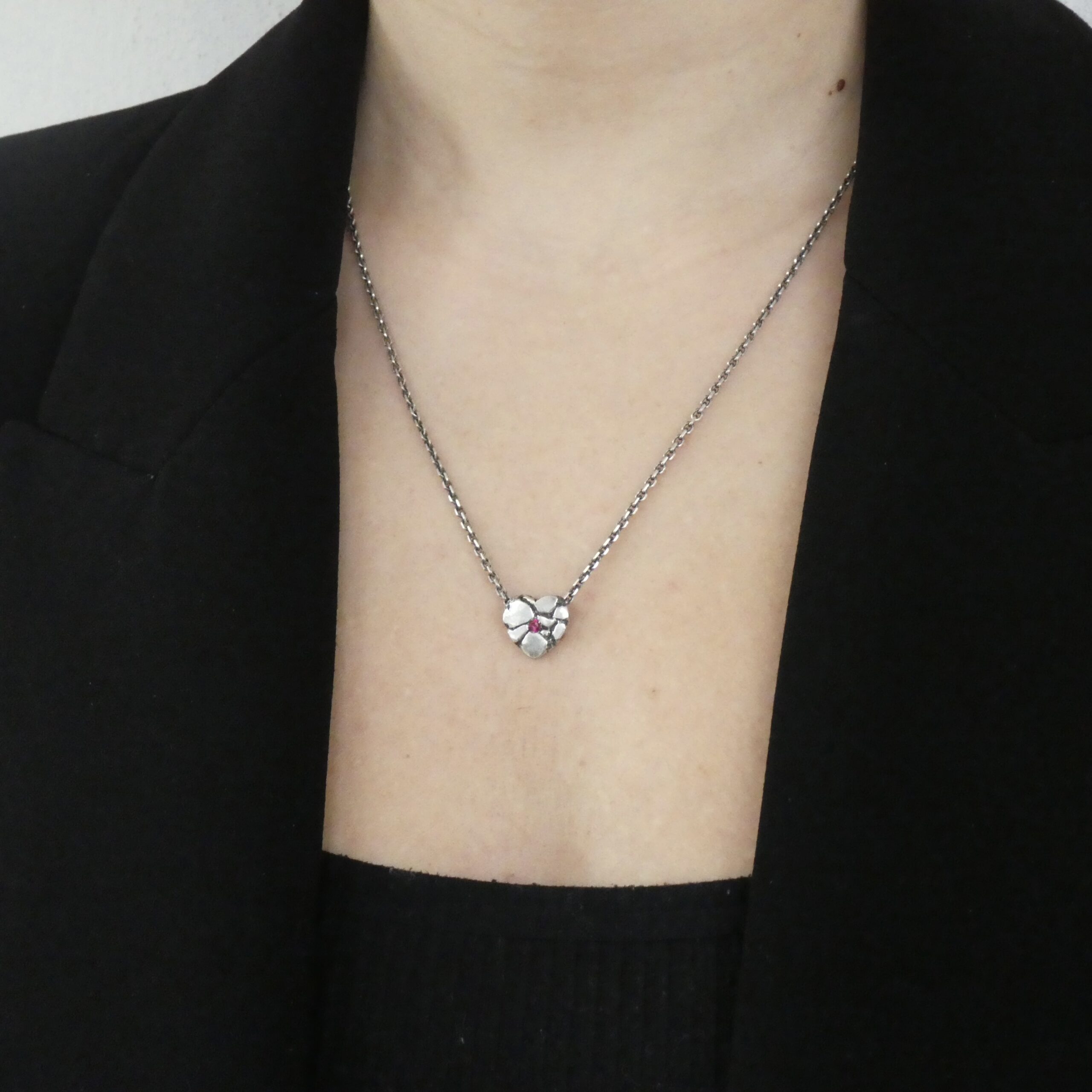 43FD98EE-A14E-4432-B509-6BBCAA3895F6_1_201_a